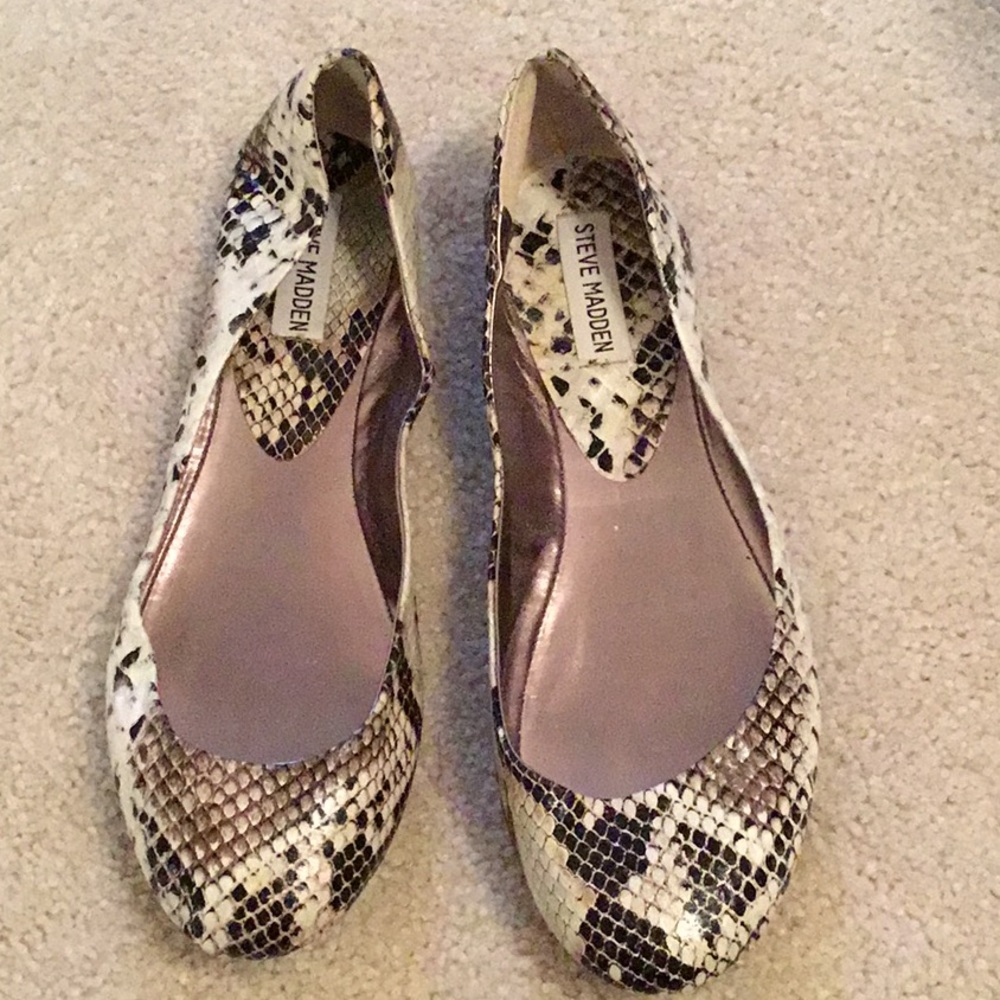 Snake Skin Steve Madden Flats